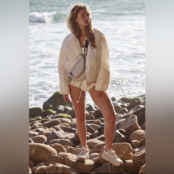 Free People Movement Off the Bleachers Coaches Jacket in Sea Salt Size Small NWT - Picture 2 of 12